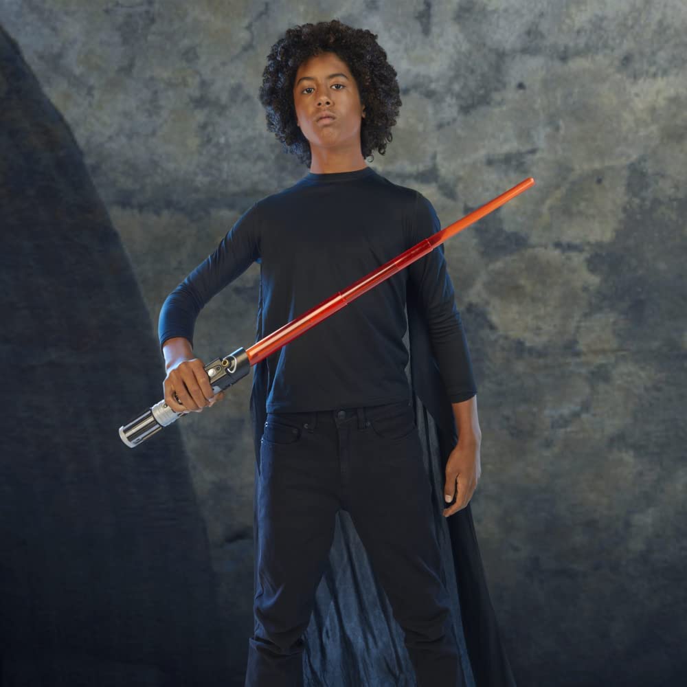 Star Wars Lightsaber Forge Darth Vader Electronic Extendable Red Lightsaber Toy - Imagen 7